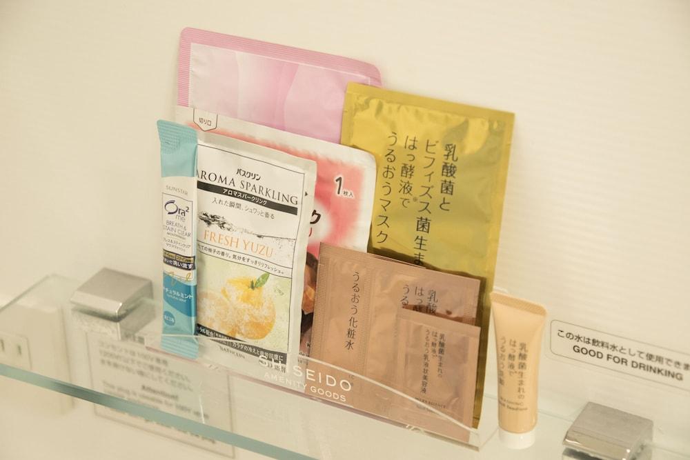 Daiwa Roynet Hotel Yokohama Kannai Экстерьер фото