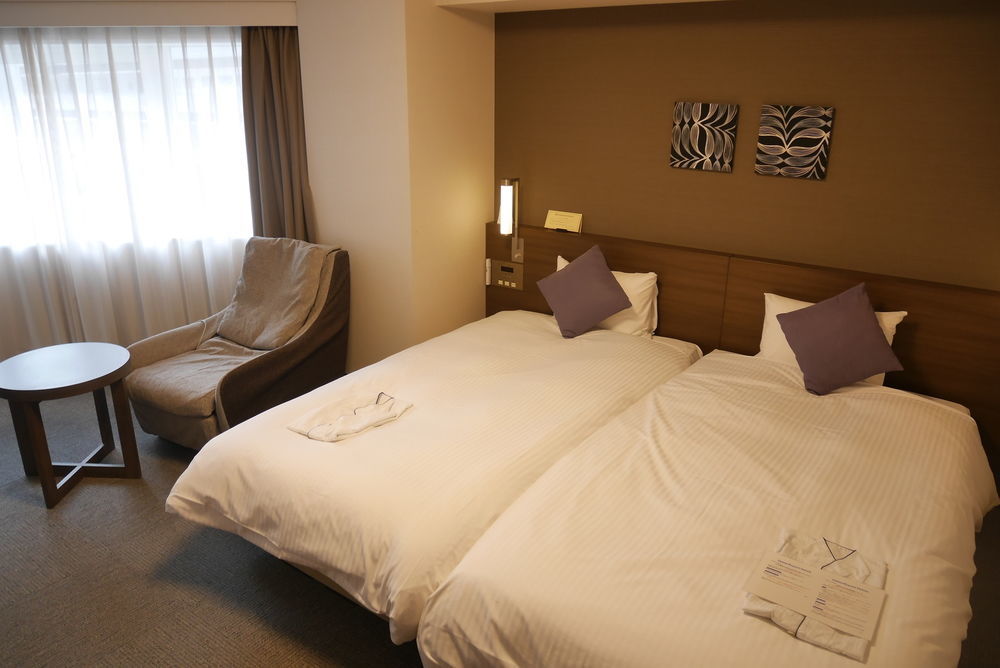 Daiwa Roynet Hotel Yokohama Kannai Экстерьер фото